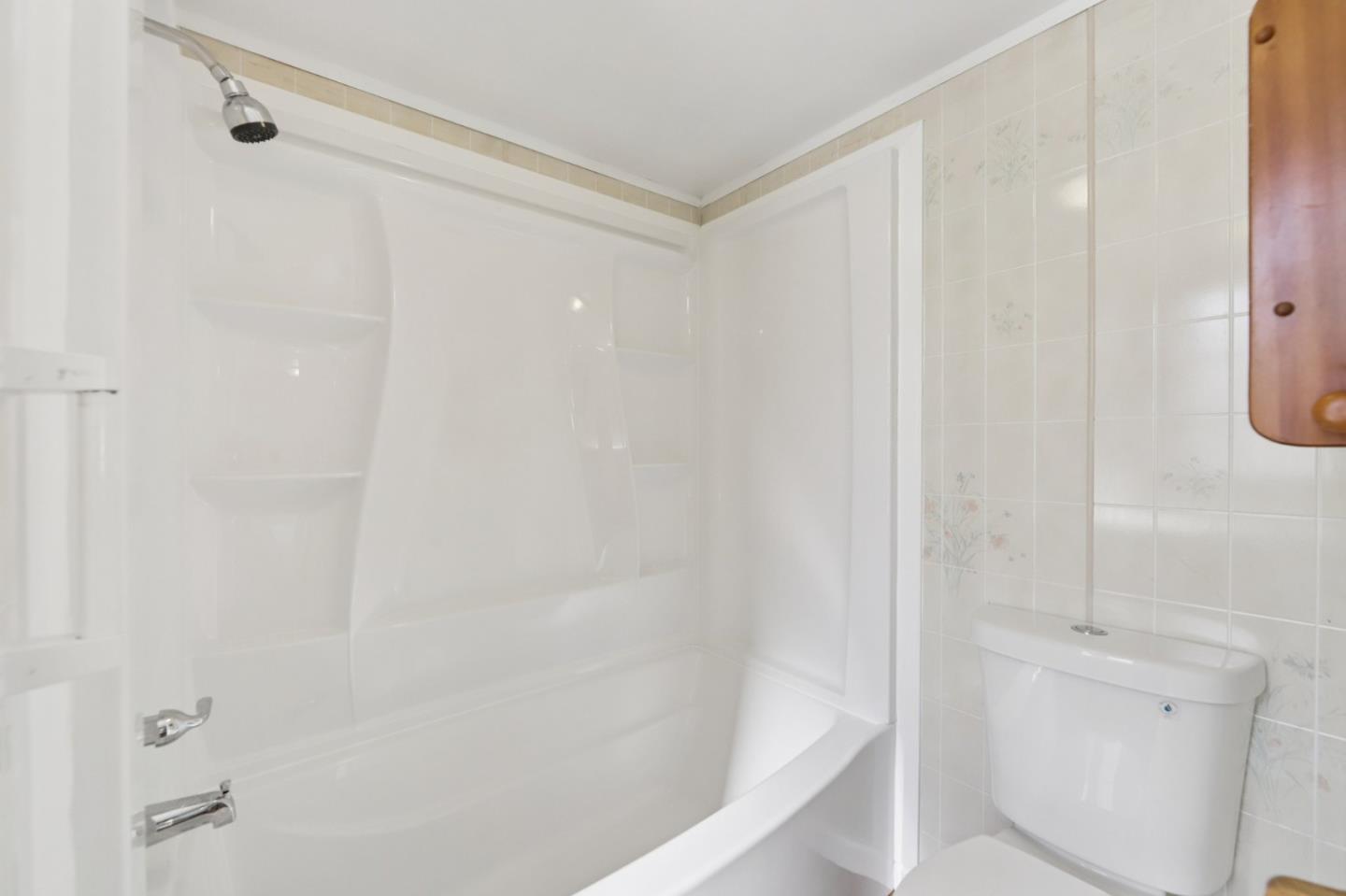 Detail Gallery Image 23 of 31 For 410 San Gabriel #410,  Vallejo,  CA 94590 - 2 Beds | 2 Baths