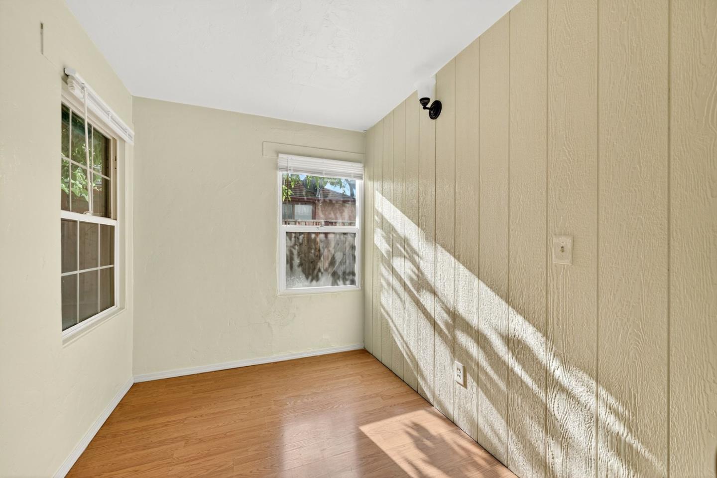 Detail Gallery Image 9 of 36 For 951 N 4th St, San Jose,  CA 95112 - – Beds | – Baths