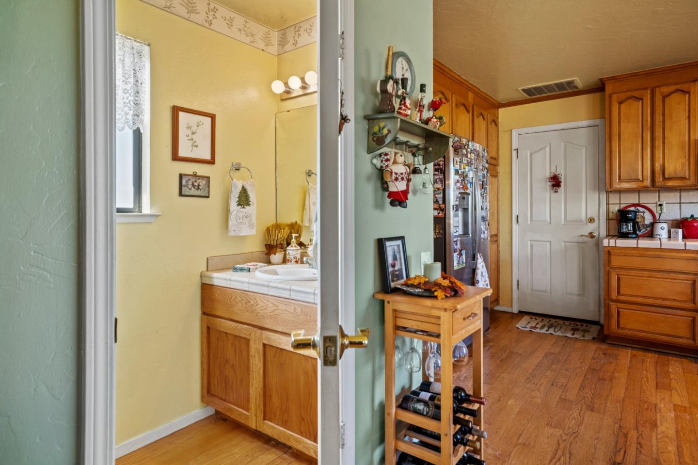 Detail Gallery Image 11 of 33 For 7442 Leafwood Dr, Prunedale,  CA 93907 - 3 Beds | 2/1 Baths