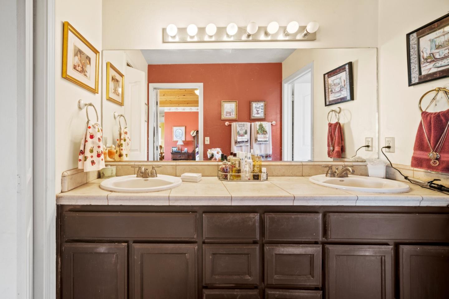 Detail Gallery Image 21 of 33 For 7442 Leafwood Dr, Prunedale,  CA 93907 - 3 Beds | 2/1 Baths