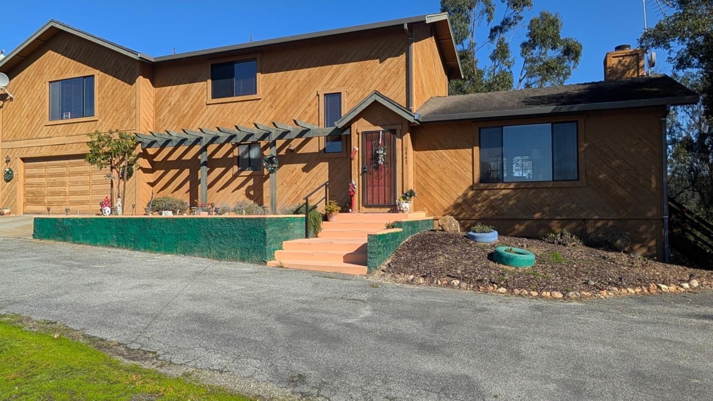 Detail Gallery Image 4 of 33 For 7442 Leafwood Dr, Prunedale,  CA 93907 - 3 Beds | 2/1 Baths