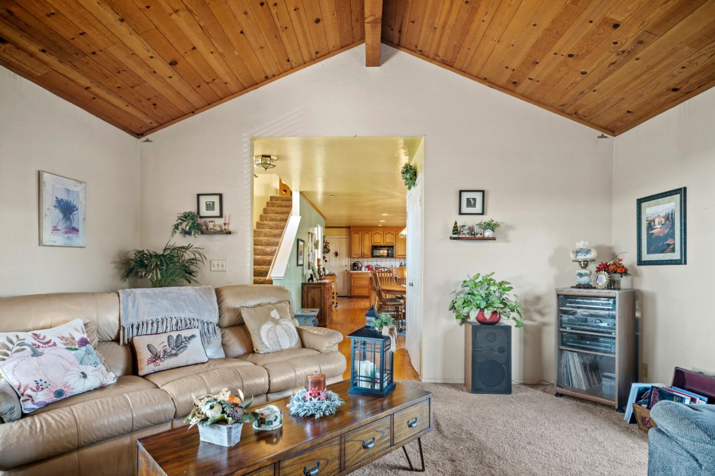 Detail Gallery Image 6 of 33 For 7442 Leafwood Dr, Prunedale,  CA 93907 - 3 Beds | 2/1 Baths