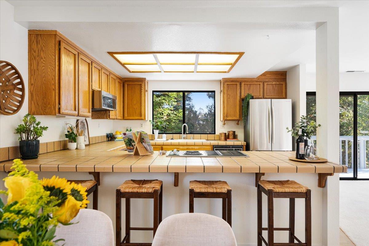 Detail Gallery Image 10 of 36 For 105 Sea Terrace Way, Aptos,  CA 95003 - 4 Beds | 3 Baths