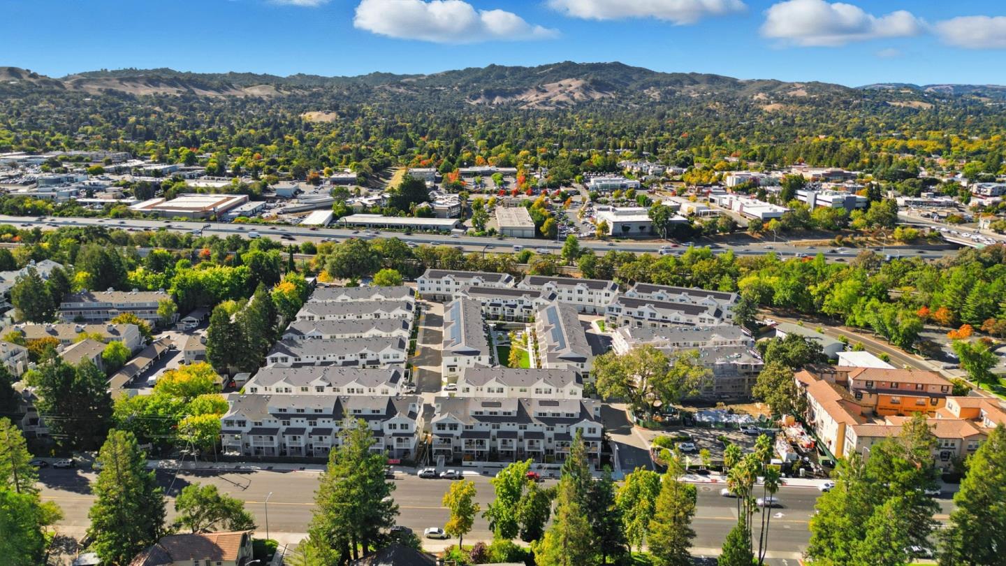 Detail Gallery Image 24 of 24 For 184 Oak Cir, Walnut Creek,  CA 94597 - 4 Beds | 3/1 Baths