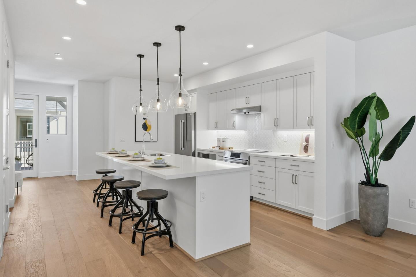 Detail Gallery Image 7 of 24 For 184 Oak Cir, Walnut Creek,  CA 94597 - 4 Beds | 3/1 Baths