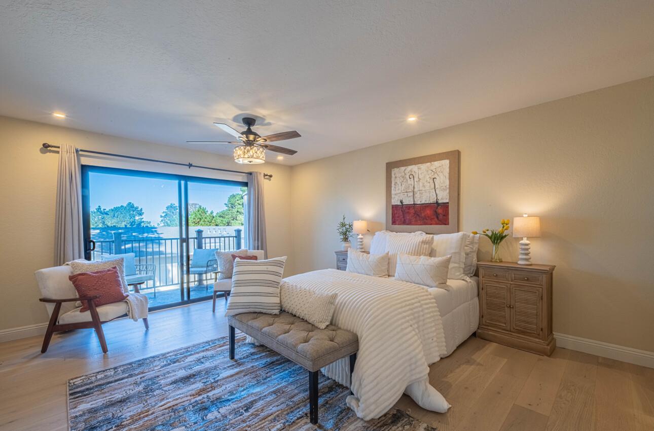 Detail Gallery Image 20 of 39 For 250 Forest Ridge Rd #27,  Monterey,  CA 93940 - 2 Beds | 2 Baths