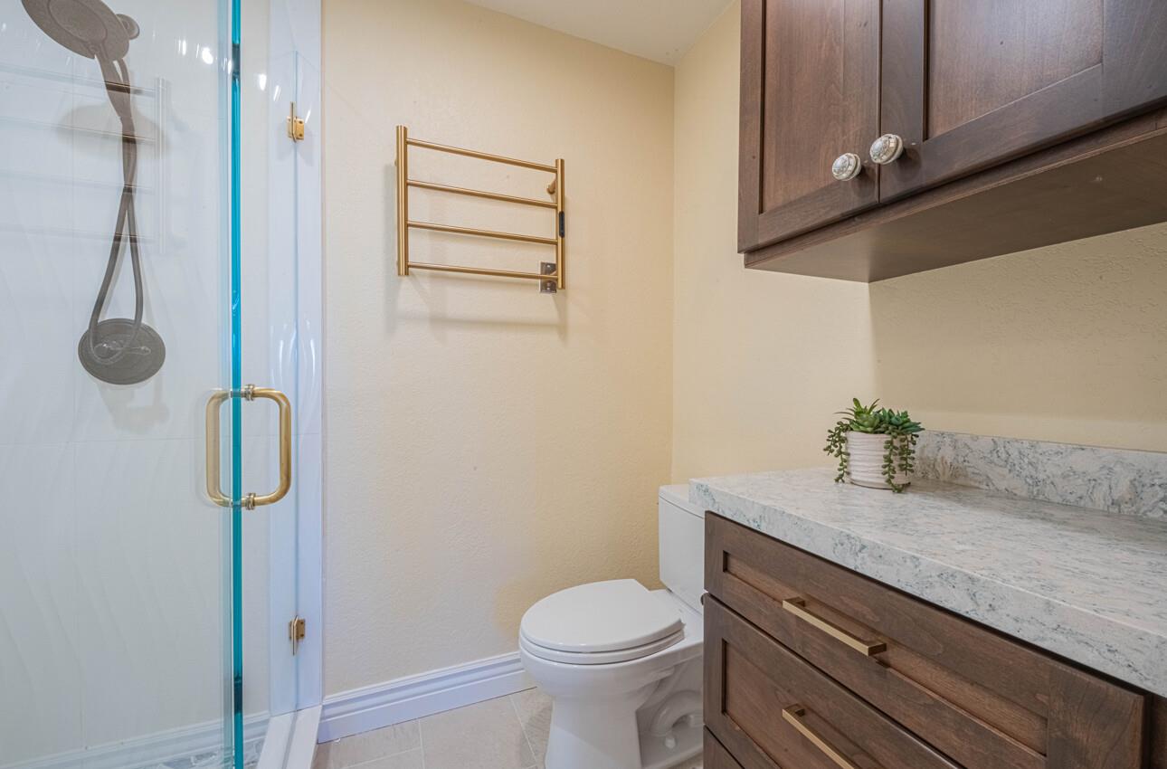 Detail Gallery Image 28 of 39 For 250 Forest Ridge Rd #27,  Monterey,  CA 93940 - 2 Beds | 2 Baths
