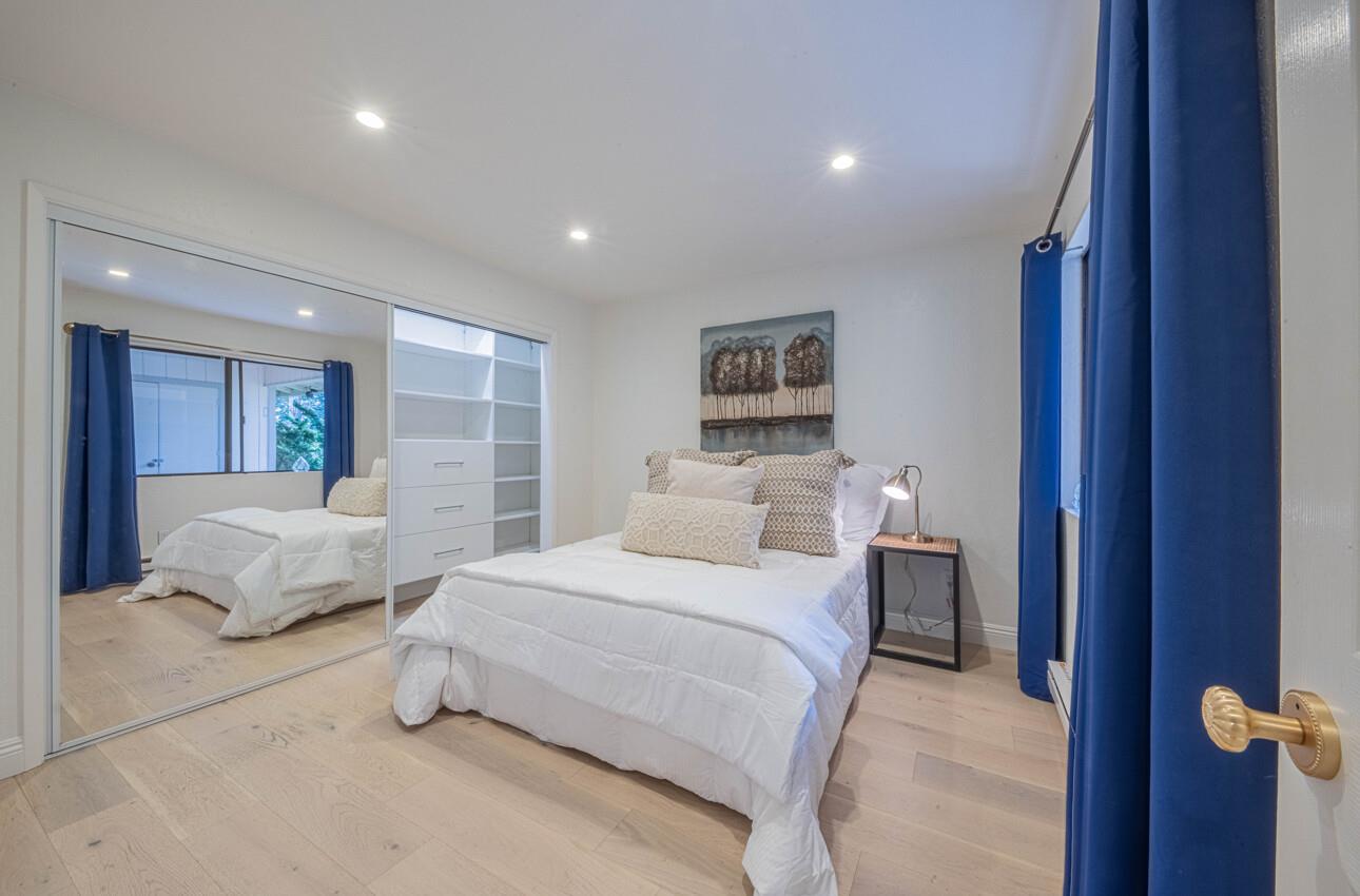 Detail Gallery Image 31 of 39 For 250 Forest Ridge Rd #27,  Monterey,  CA 93940 - 2 Beds | 2 Baths