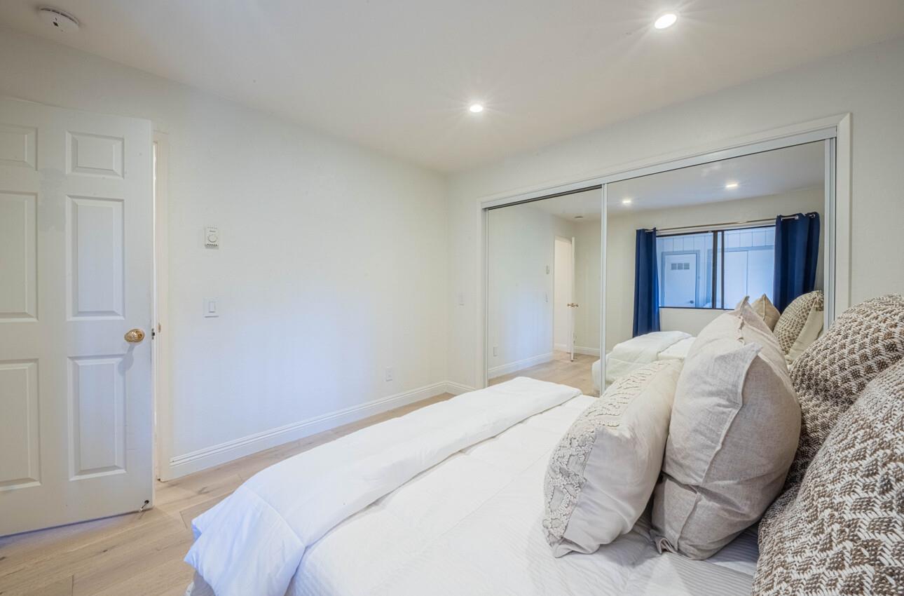 Detail Gallery Image 33 of 39 For 250 Forest Ridge Rd #27,  Monterey,  CA 93940 - 2 Beds | 2 Baths