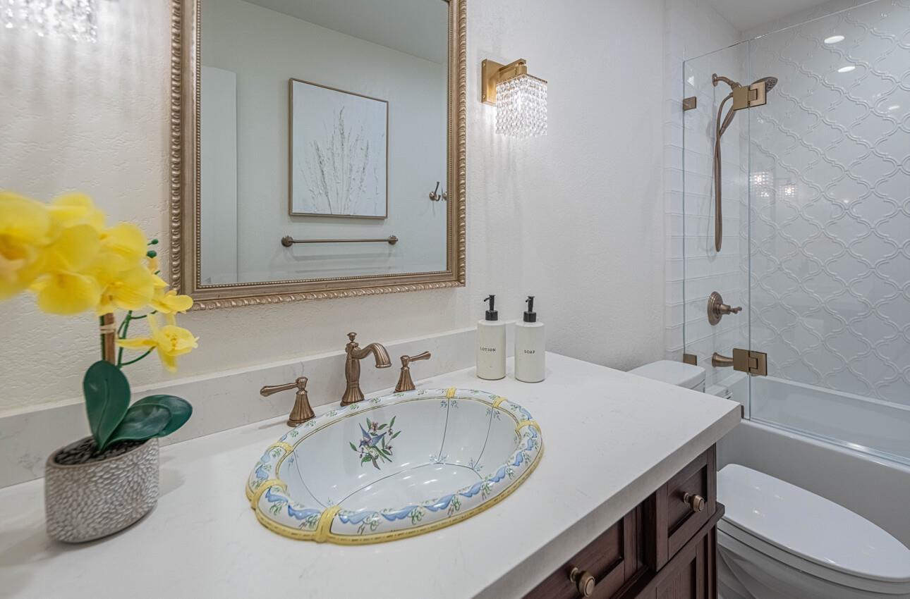 Detail Gallery Image 35 of 39 For 250 Forest Ridge Rd #27,  Monterey,  CA 93940 - 2 Beds | 2 Baths
