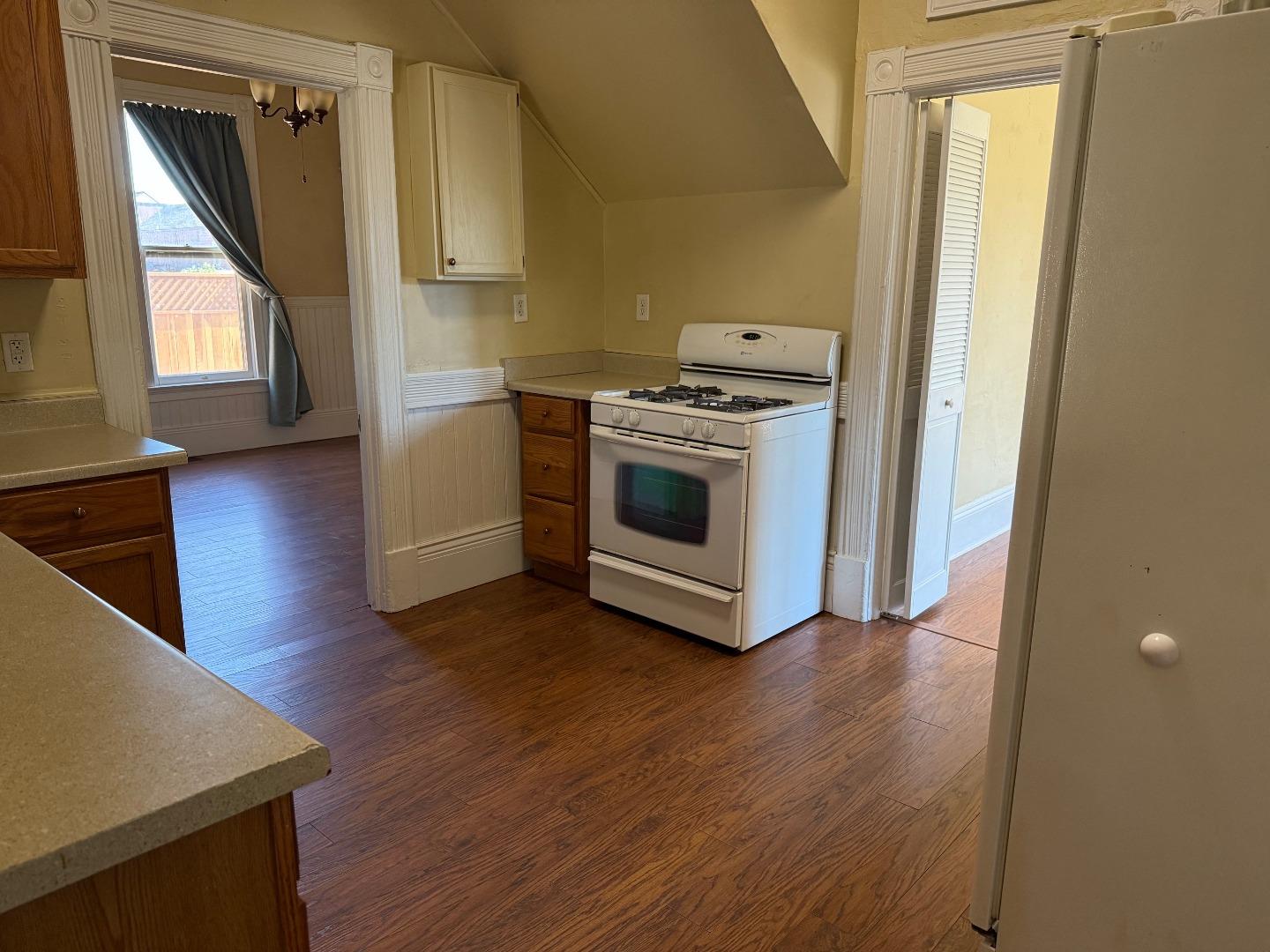 Detail Gallery Image 10 of 28 For 37 Mariposa St, San Juan Bautista,  CA 95045 - 3 Beds | 1 Baths