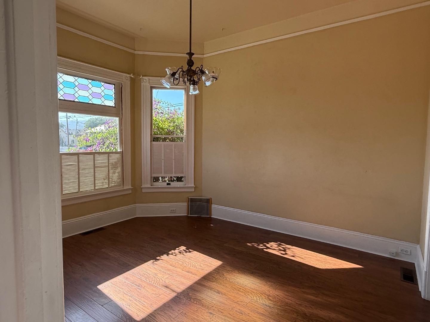 Detail Gallery Image 18 of 28 For 37 Mariposa St, San Juan Bautista,  CA 95045 - 3 Beds | 1 Baths