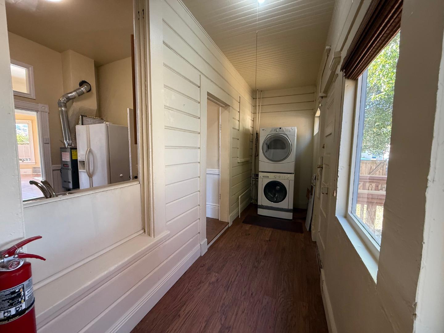 Detail Gallery Image 21 of 28 For 37 Mariposa St, San Juan Bautista,  CA 95045 - 3 Beds | 1 Baths