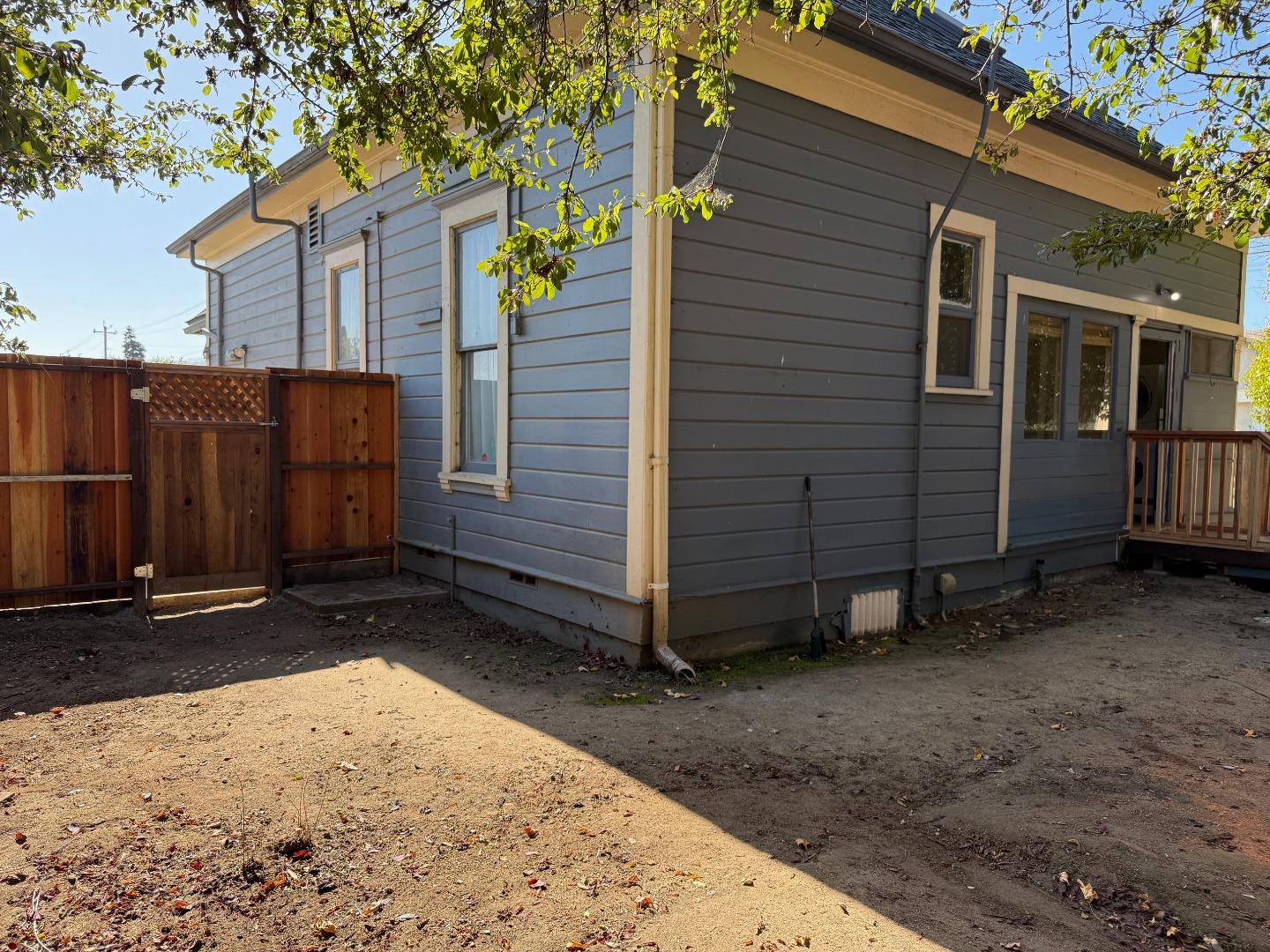 Detail Gallery Image 27 of 28 For 37 Mariposa St, San Juan Bautista,  CA 95045 - 3 Beds | 1 Baths