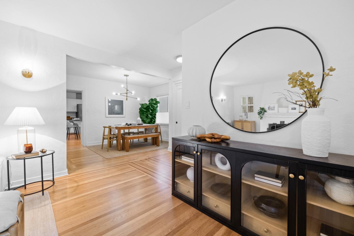 Detail Gallery Image 5 of 29 For 819 S Humboldt St, San Mateo,  CA 94402 - 2 Beds | 1 Baths