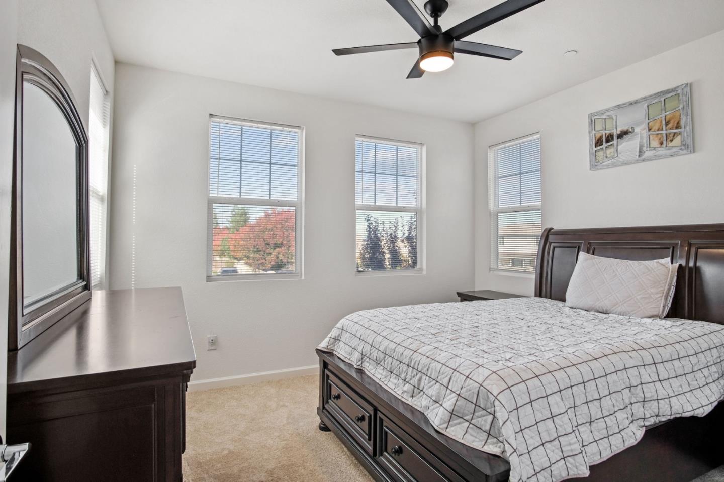 Detail Gallery Image 13 of 27 For 2126 Grapevine Dr, Livingston,  CA 95334 - 5 Beds | 3 Baths