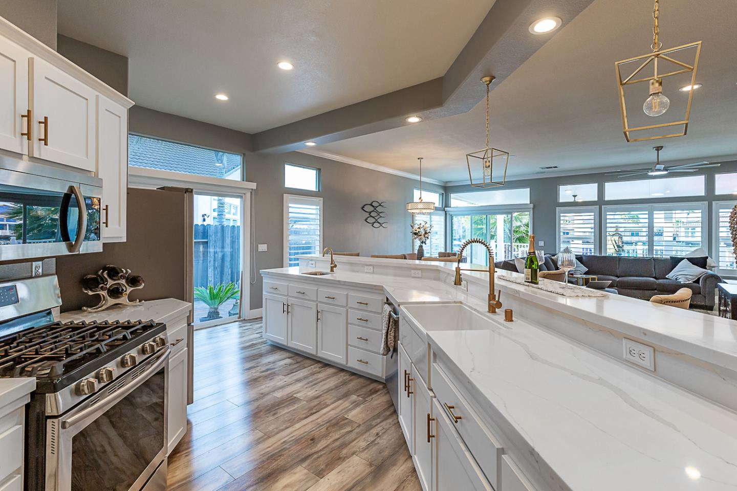 Detail Gallery Image 9 of 51 For 4101 Beacon Pl, Discovery Bay,  CA 94505 - 3 Beds | 2 Baths