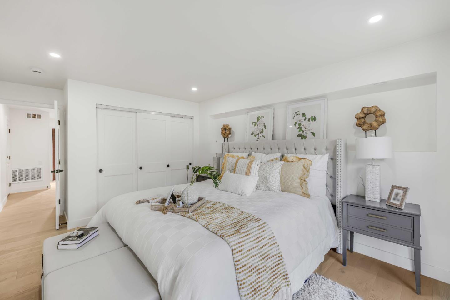 Detail Gallery Image 15 of 40 For 4632 Ulloa St, San Francisco,  CA 94116 - 3 Beds | 2 Baths