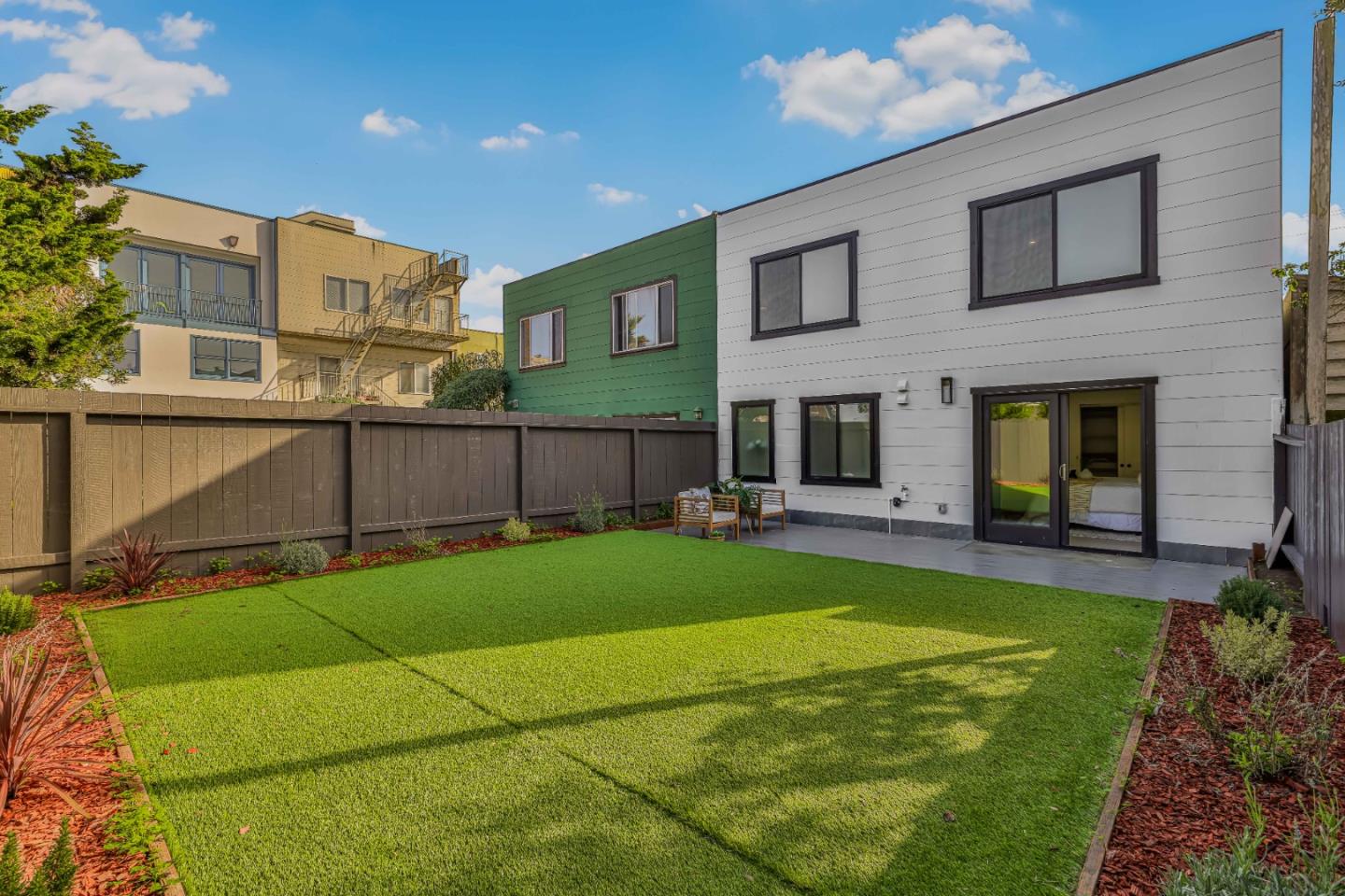 Detail Gallery Image 33 of 40 For 4632 Ulloa St, San Francisco,  CA 94116 - 3 Beds | 2 Baths