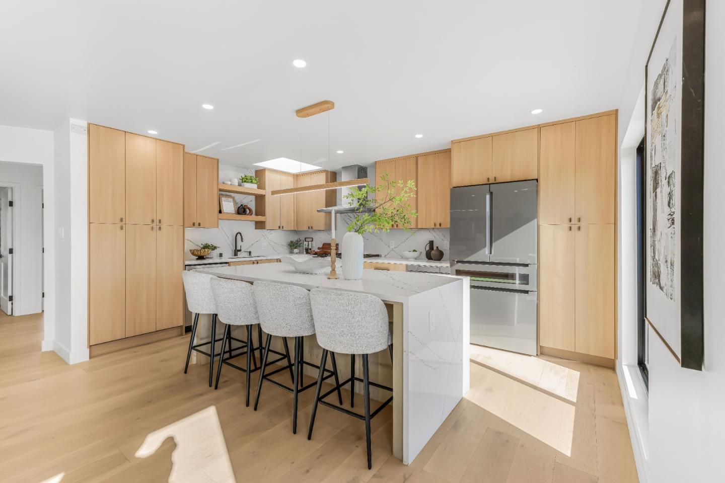 Detail Gallery Image 6 of 40 For 4632 Ulloa St, San Francisco,  CA 94116 - 3 Beds | 2 Baths