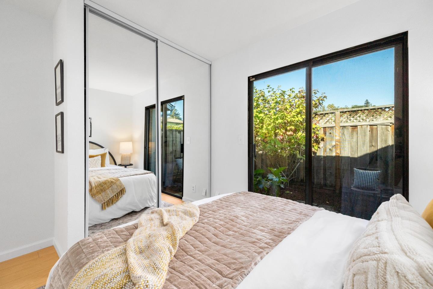 Detail Gallery Image 16 of 26 For 3346 Mission Dr, Santa Cruz,  CA 95065 - 2 Beds | 1 Baths