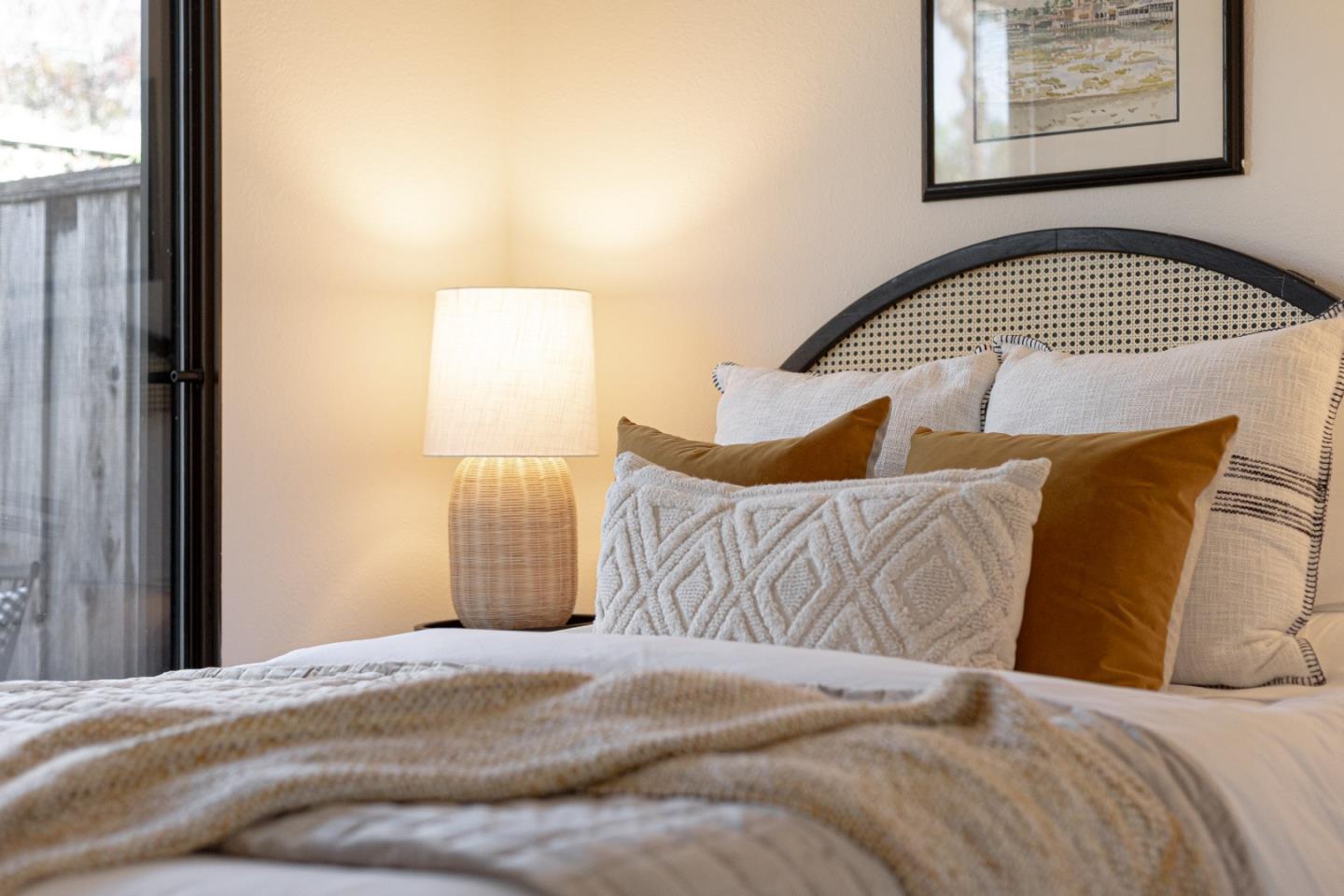 Detail Gallery Image 17 of 26 For 3346 Mission Dr, Santa Cruz,  CA 95065 - 2 Beds | 1 Baths