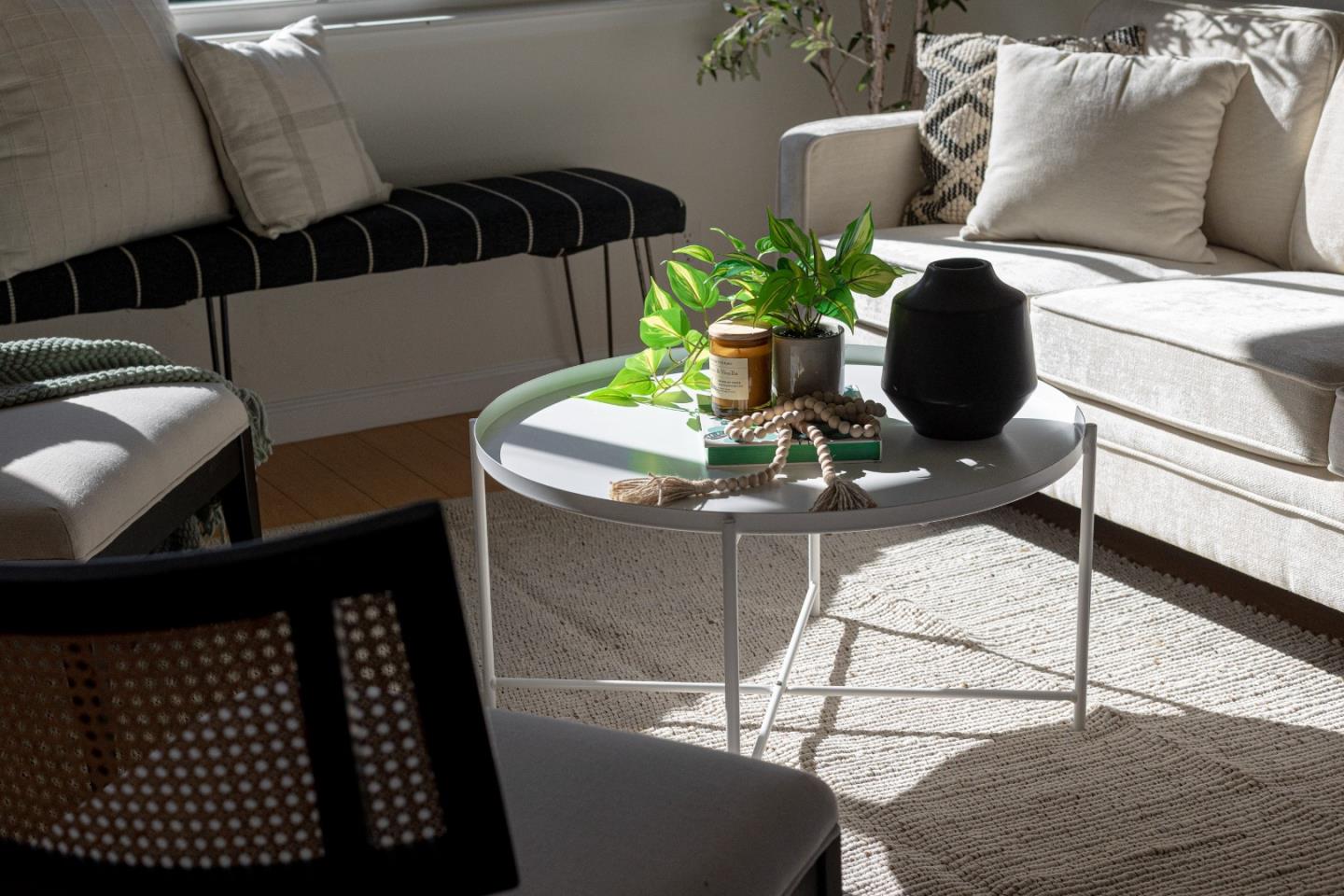 Detail Gallery Image 4 of 26 For 3346 Mission Dr, Santa Cruz,  CA 95065 - 2 Beds | 1 Baths