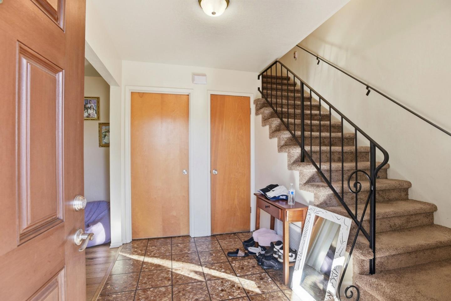 Detail Gallery Image 12 of 62 For 503 W Fox Ct, Redwood City,  CA 94061 - – Beds | – Baths