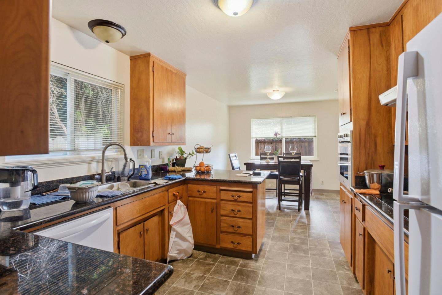 Detail Gallery Image 15 of 62 For 503 W Fox Ct, Redwood City,  CA 94061 - – Beds | – Baths