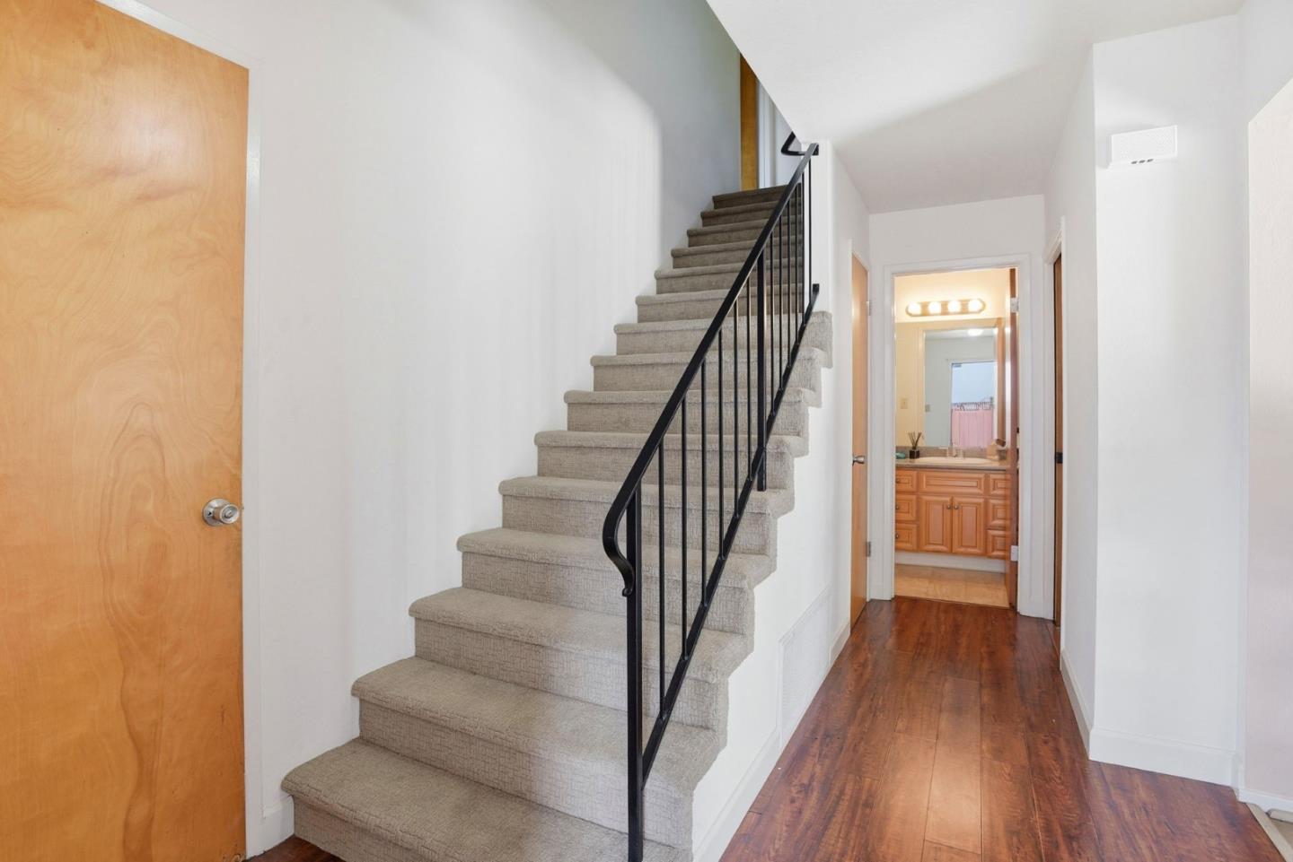 Detail Gallery Image 20 of 62 For 503 W Fox Ct, Redwood City,  CA 94061 - – Beds | – Baths