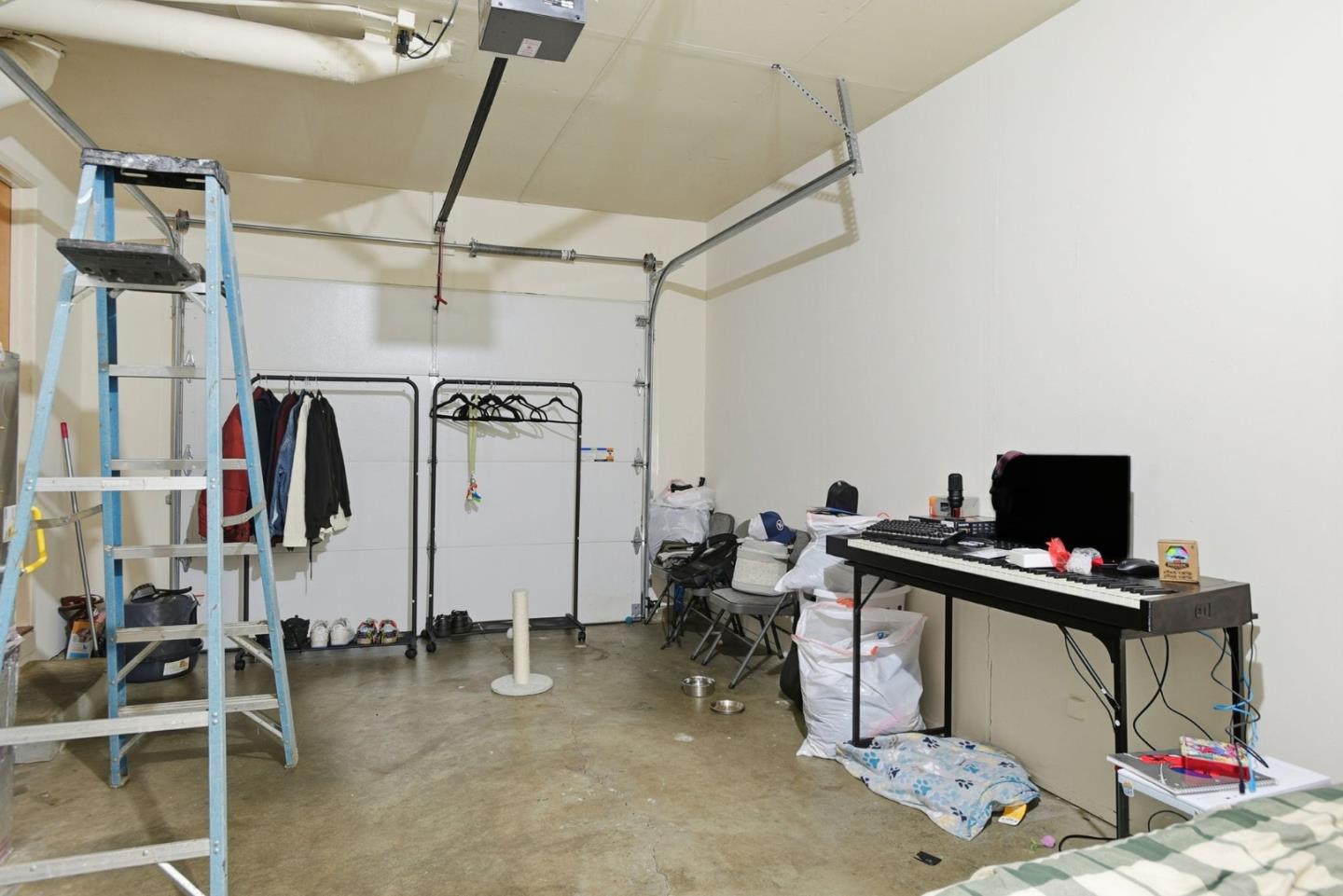 Detail Gallery Image 46 of 62 For 503 W Fox Ct, Redwood City,  CA 94061 - – Beds | – Baths