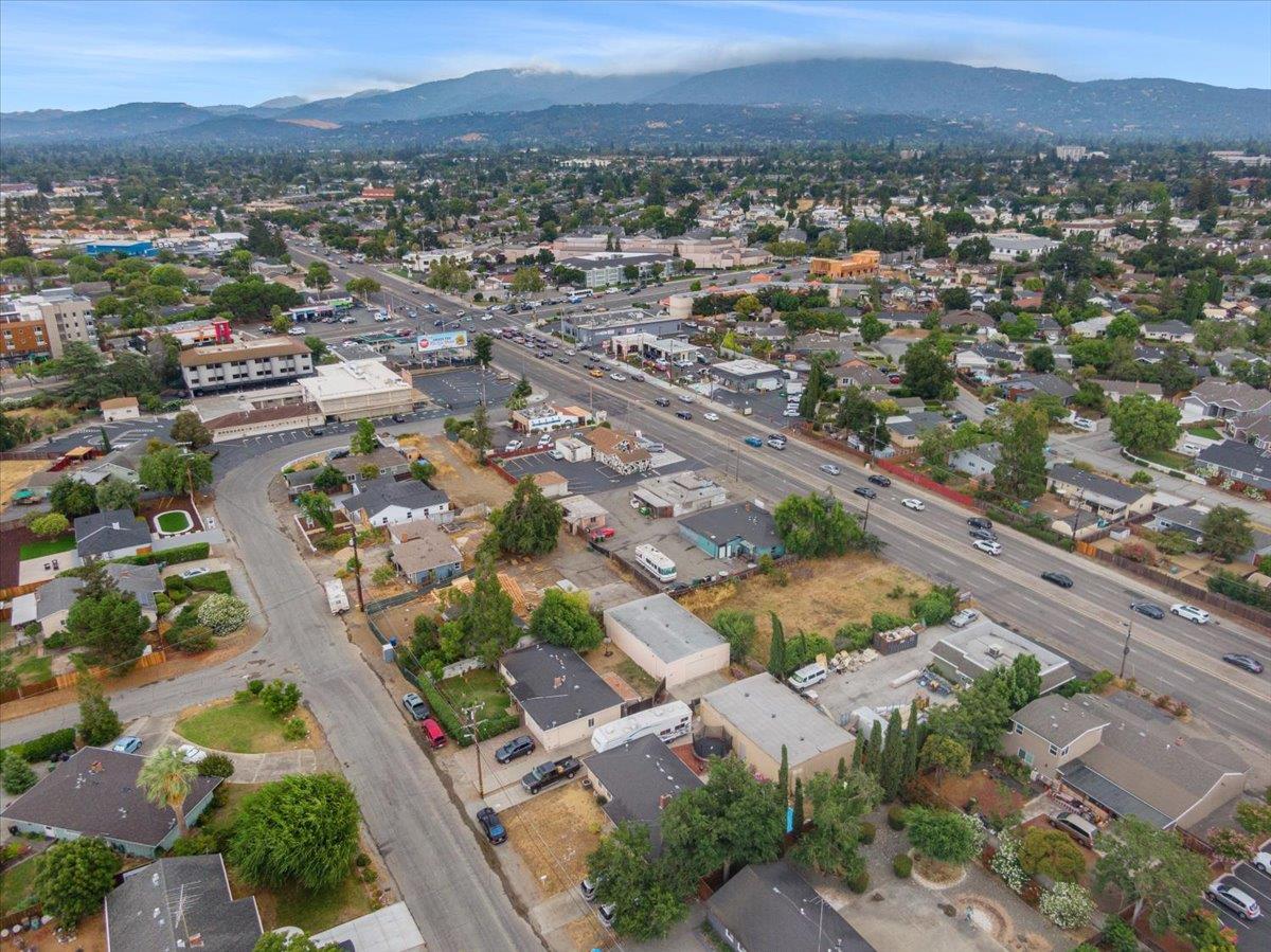 Detail Gallery Image 4 of 11 For 1500 Camden Ave, Campbell,  CA 95008 - – Beds | – Baths