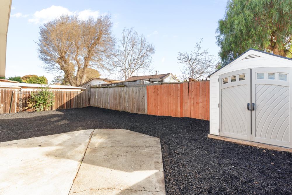 Detail Gallery Image 34 of 37 For 1664 Tulane Ave, East Palo Alto,  CA 94303 - 3 Beds | 1 Baths