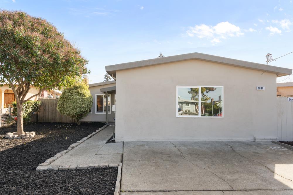Detail Gallery Image 4 of 37 For 1664 Tulane Ave, East Palo Alto,  CA 94303 - 3 Beds | 1 Baths