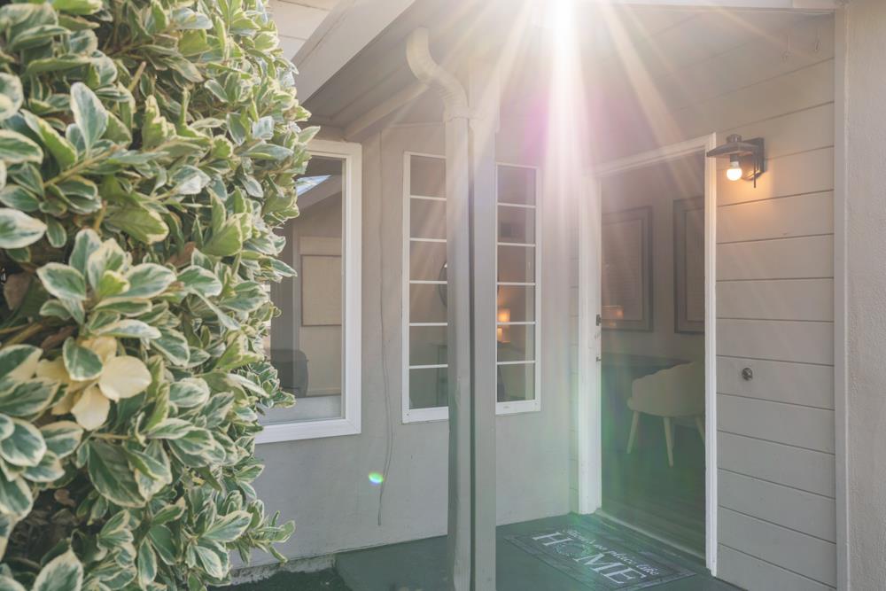 Detail Gallery Image 5 of 37 For 1664 Tulane Ave, East Palo Alto,  CA 94303 - 3 Beds | 1 Baths