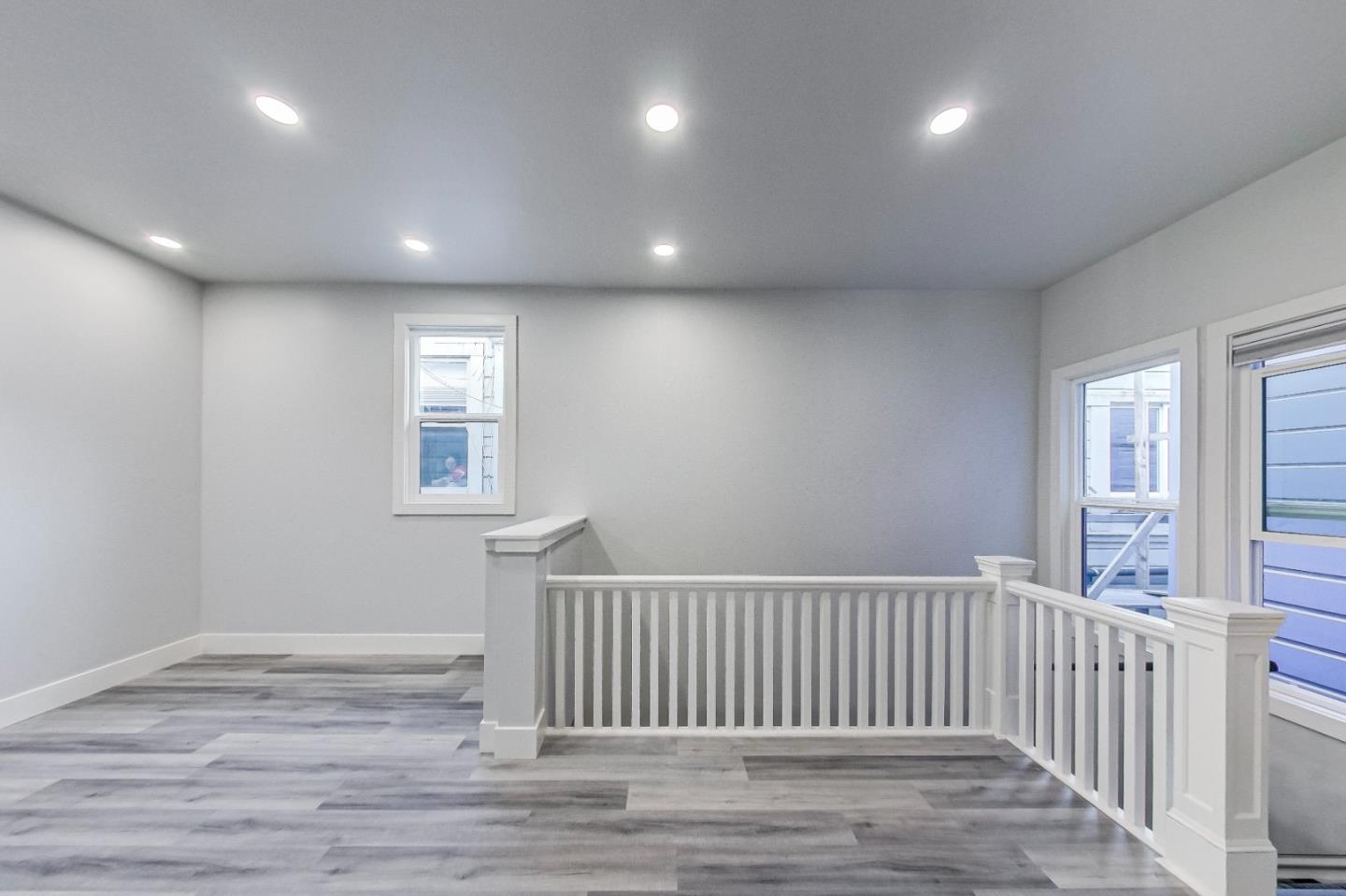 Detail Gallery Image 10 of 121 For 811 Oak St, San Francisco,  CA 94117 - – Beds | – Baths