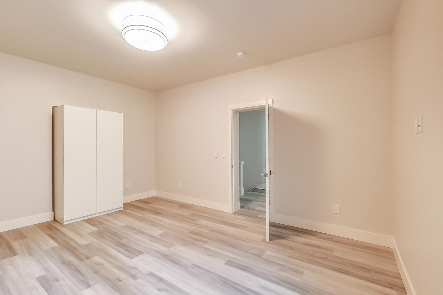 Detail Gallery Image 57 of 121 For 811 Oak St, San Francisco,  CA 94117 - – Beds | – Baths