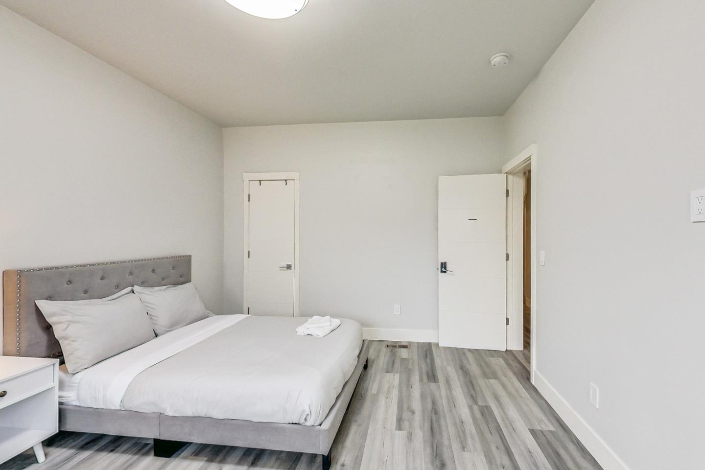 Detail Gallery Image 88 of 121 For 811 Oak St, San Francisco,  CA 94117 - – Beds | – Baths