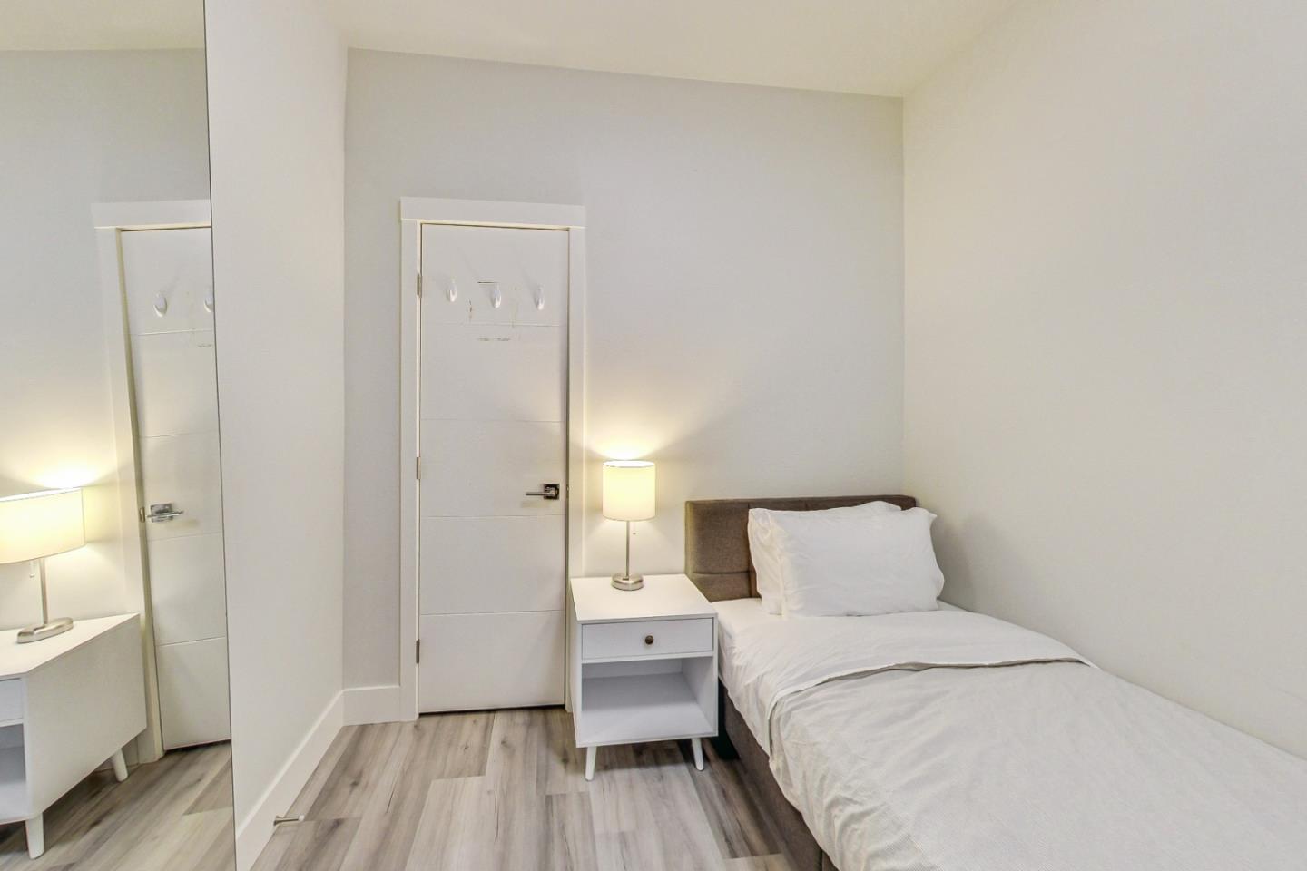 Detail Gallery Image 90 of 121 For 811 Oak St, San Francisco,  CA 94117 - – Beds | – Baths