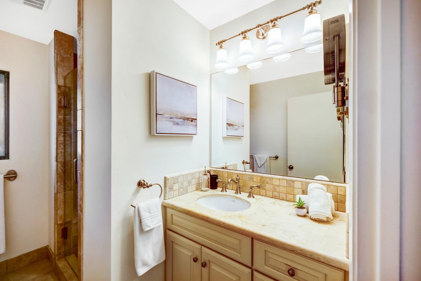 Detail Gallery Image 14 of 24 For 223 Del Mesa Carmel, Carmel Valley,  CA 93923 - 2 Beds | 2 Baths