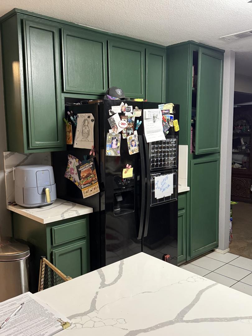 Detail Gallery Image 4 of 4 For 1265 Brentwood Ave, Gustine,  CA 95322 - 4 Beds | 2/1 Baths