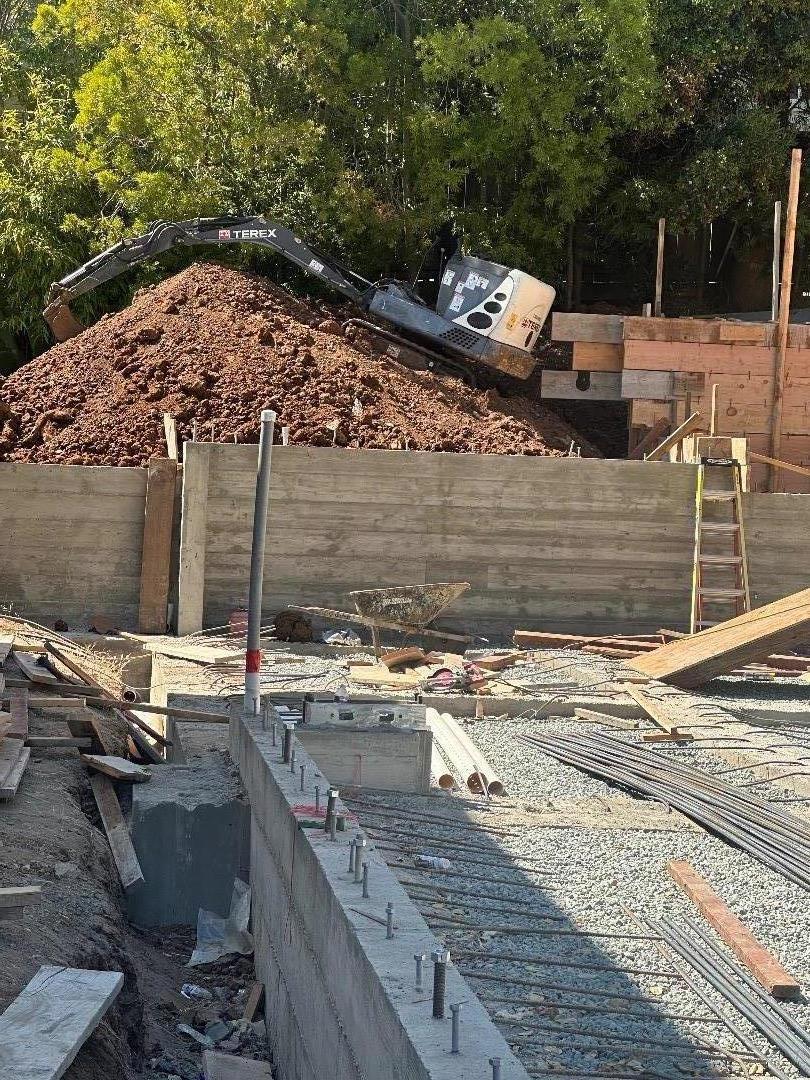 Detail Gallery Image 10 of 16 For 2004 Mezes Ave, Belmont,  CA 94002 - – Beds | – Baths