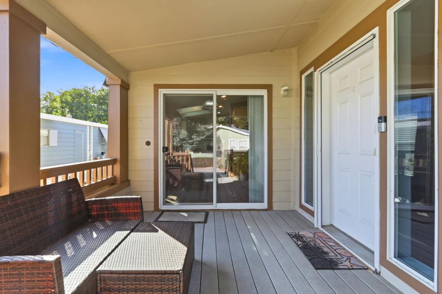 Detail Gallery Image 3 of 34 For 125 N Mary Ave #36,  Sunnyvale,  CA 94086 - 3 Beds | 2 Baths