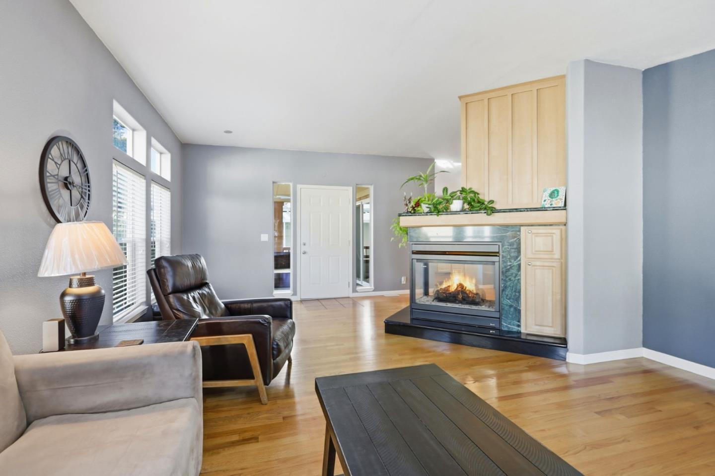 Detail Gallery Image 4 of 34 For 125 N Mary Ave #36,  Sunnyvale,  CA 94086 - 3 Beds | 2 Baths