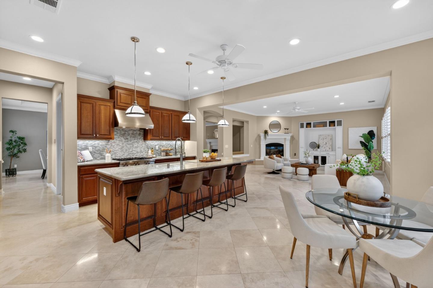 Detail Gallery Image 31 of 94 For 1324 Rhone Pl, Pleasanton,  CA 94566 - 5 Beds | 4 Baths