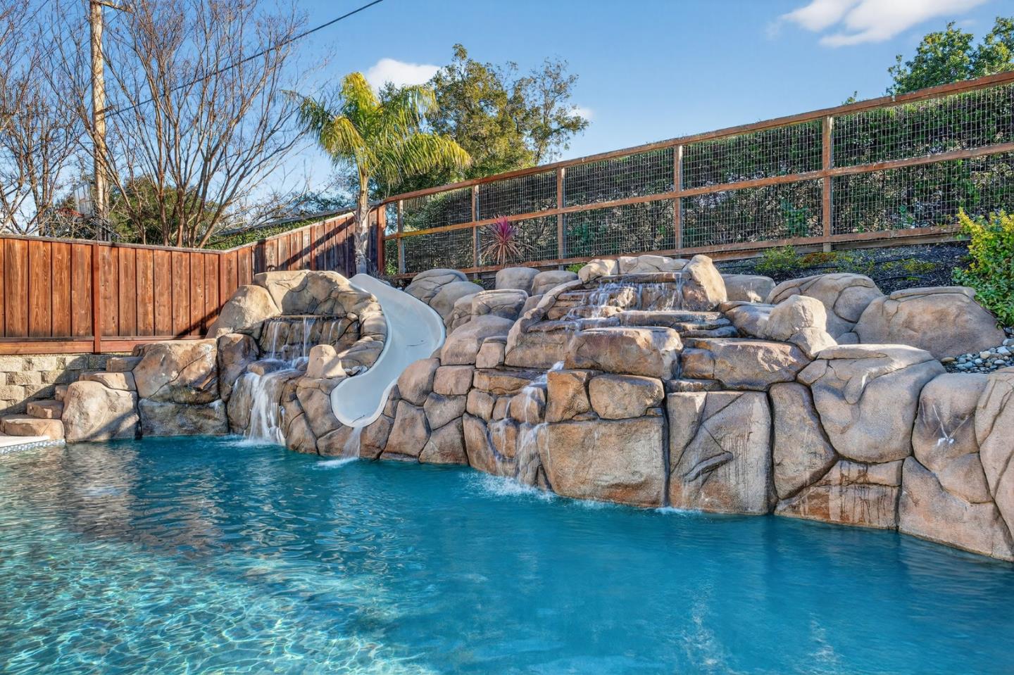 Detail Gallery Image 68 of 94 For 1324 Rhone Pl, Pleasanton,  CA 94566 - 5 Beds | 4 Baths