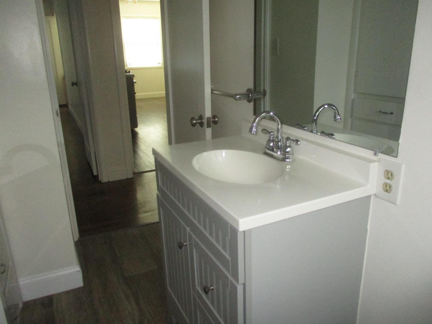 Detail Gallery Image 9 of 22 For 7931 Carmel St, Gilroy,  CA 95020 - 2 Beds | 1 Baths