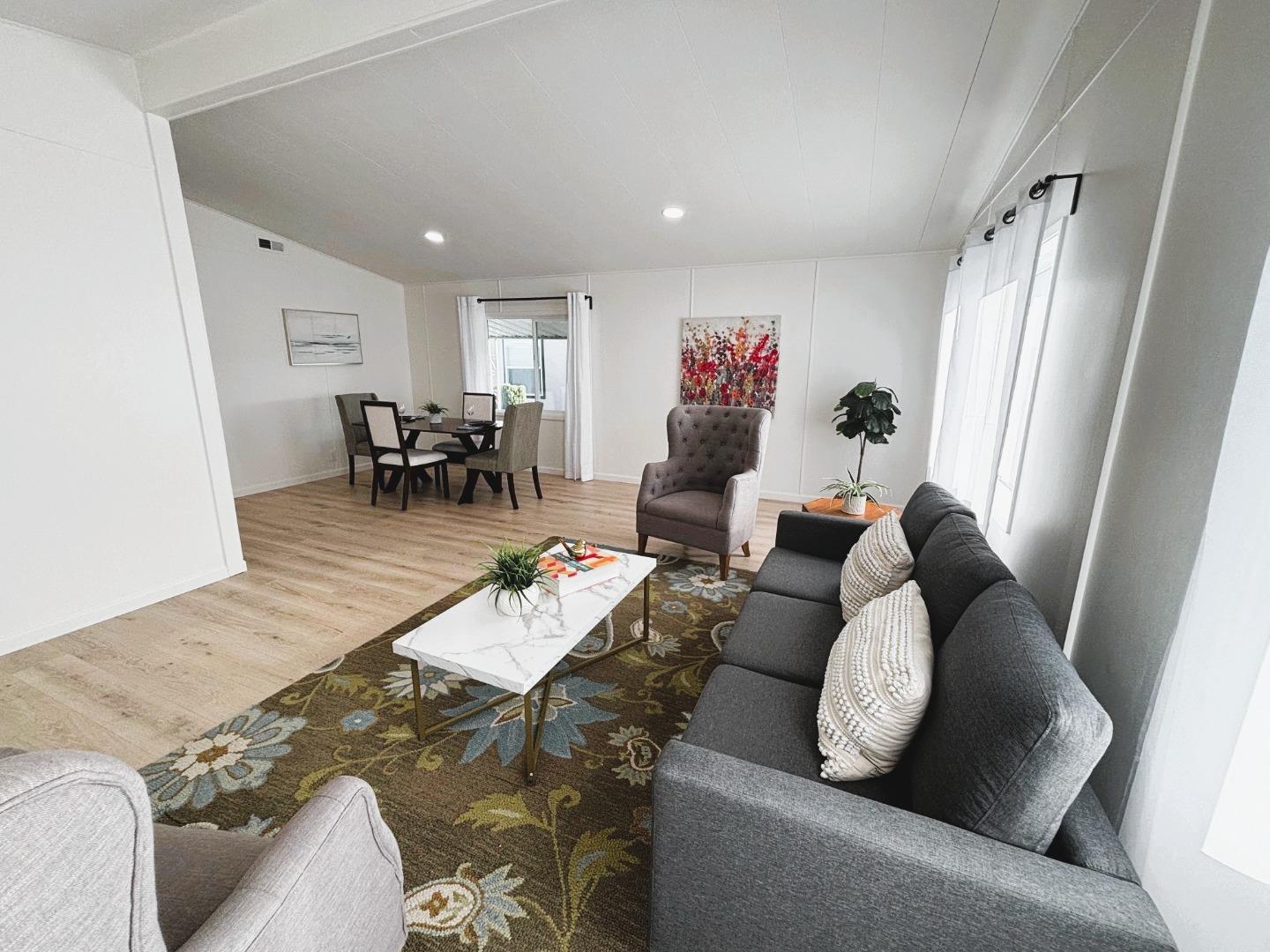 Detail Gallery Image 11 of 20 For 29090 Verdi Rd #15,  Hayward,  CA 94544 - 2 Beds | 2 Baths