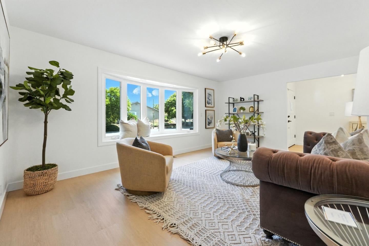 Detail Gallery Image 8 of 43 For 6605 Bret Harte Dr, San Jose,  CA 95120 - 5 Beds | 2 Baths