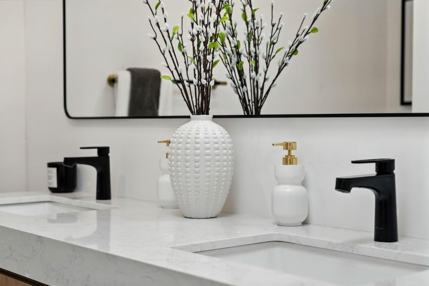 Detail Gallery Image 9 of 43 For 6605 Bret Harte Dr, San Jose,  CA 95120 - 5 Beds | 2 Baths